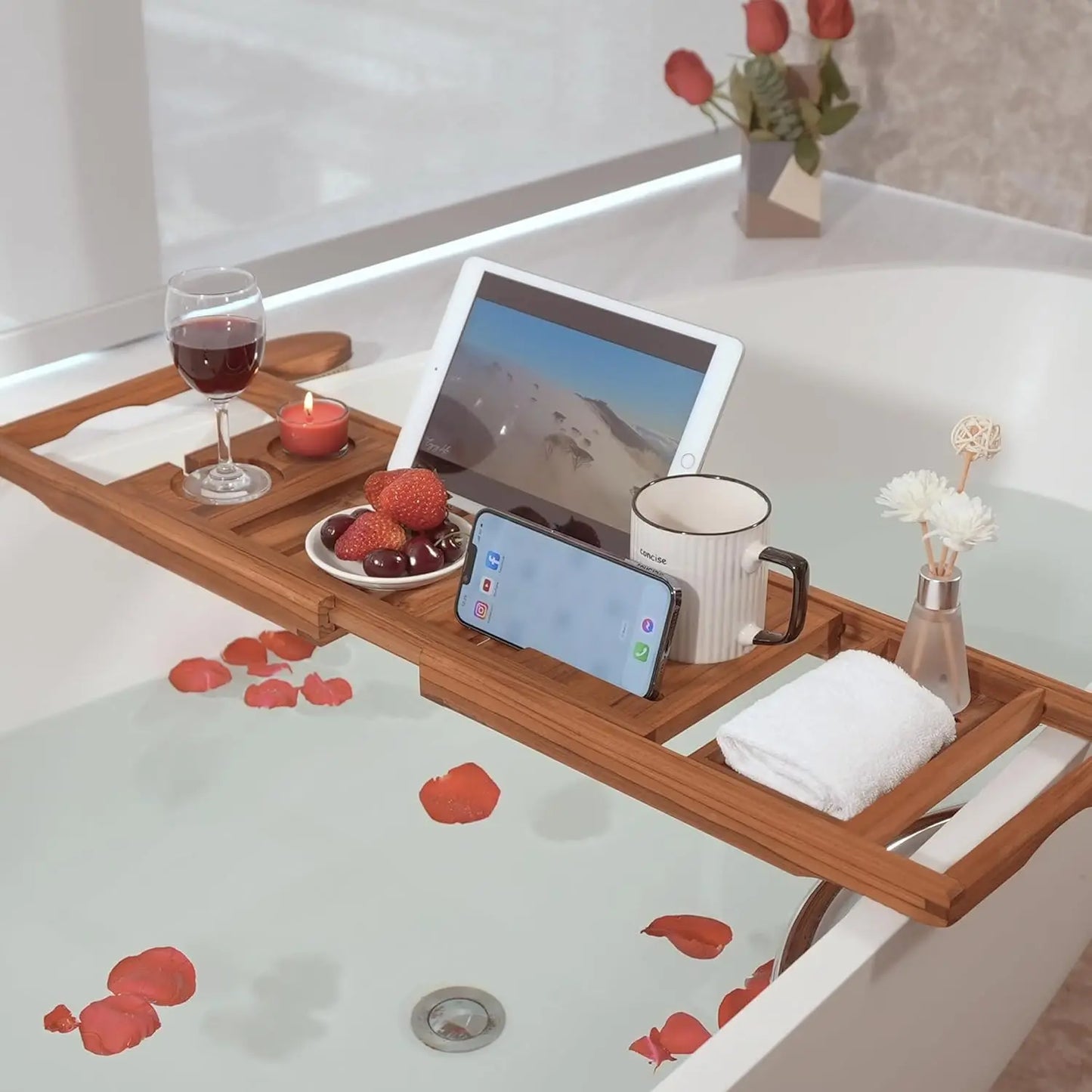 Expandable Teak Bathtub Tray